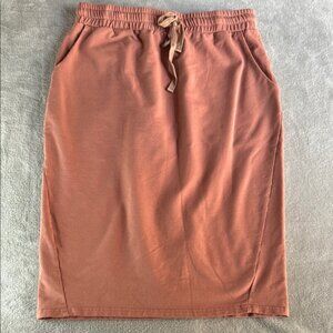 No Less Than Pencil Skirt M